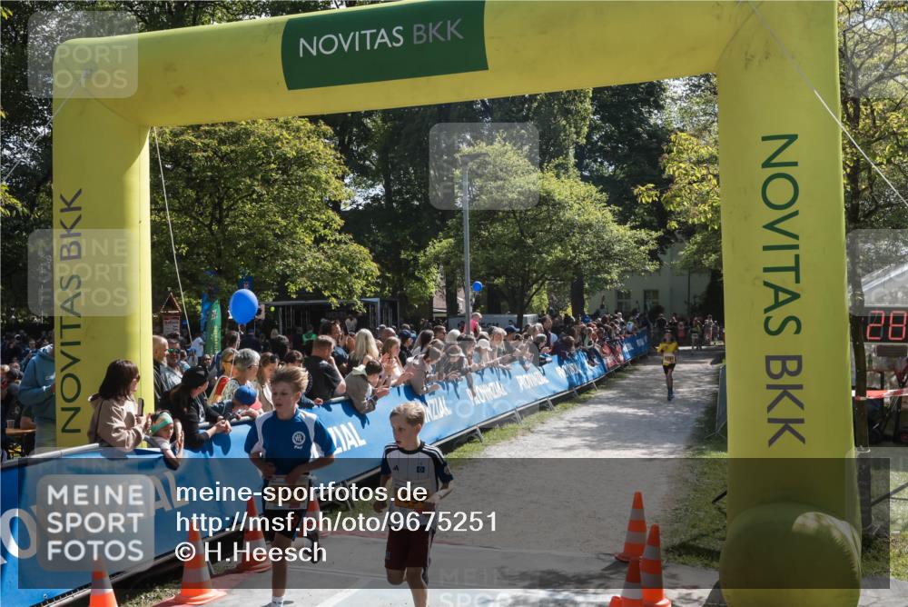 09.05.2026 - Störlauf H.Heesch http://msf.ph/oto/9675251 09.05.2026 15:24:28 Ziel 2001, 1990 meine-sportfotos.de