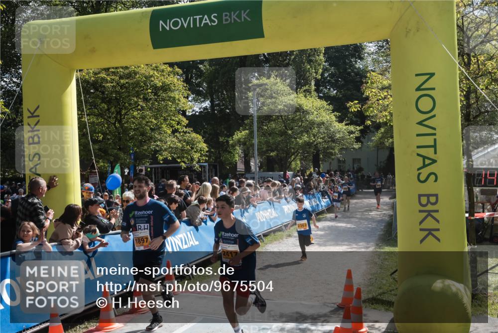 09.05.2026 - Störlauf H.Heesch http://msf.ph/oto/9675504 09.05.2026 15:27:14 Ziel 1897, 241, 2362, 89 meine-sportfotos.de