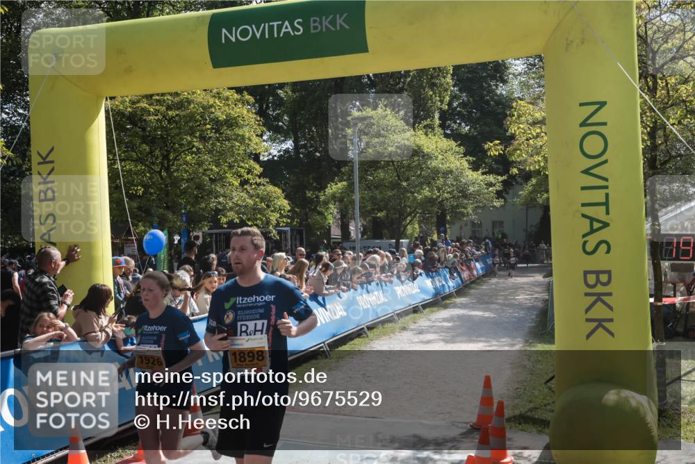 09.05.2026 - Störlauf H.Heesch http://msf.ph/oto/9675529 09.05.2026 15:27:19 Ziel 1926, 1898, 09 meine-sportfotos.de