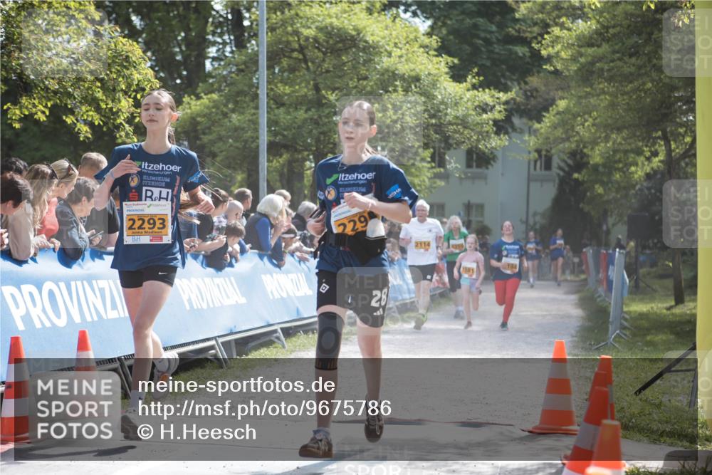 09.05.2026 - Störlauf H.Heesch http://msf.ph/oto/9675786 09.05.2026 15:33:31 Ziel 2293, 2114, 229, 28, 1881 meine-sportfotos.de