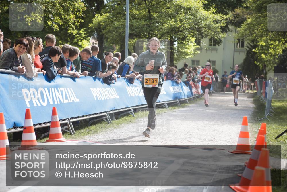 09.05.2026 - Störlauf H.Heesch http://msf.ph/oto/9675842 09.05.2026 15:33:46 Ziel 2181, 2182 meine-sportfotos.de
