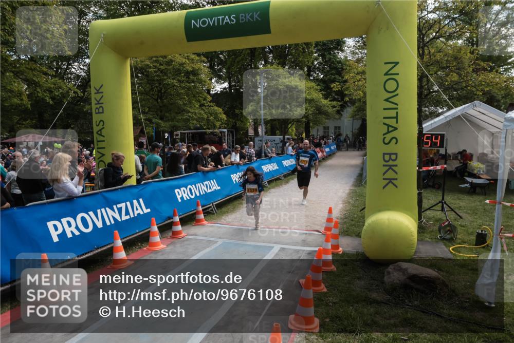 09.05.2026 - Störlauf H.Heesch http://msf.ph/oto/9676108 09.05.2026 15:40:54 Ziel 2320, 2319, 54 meine-sportfotos.de