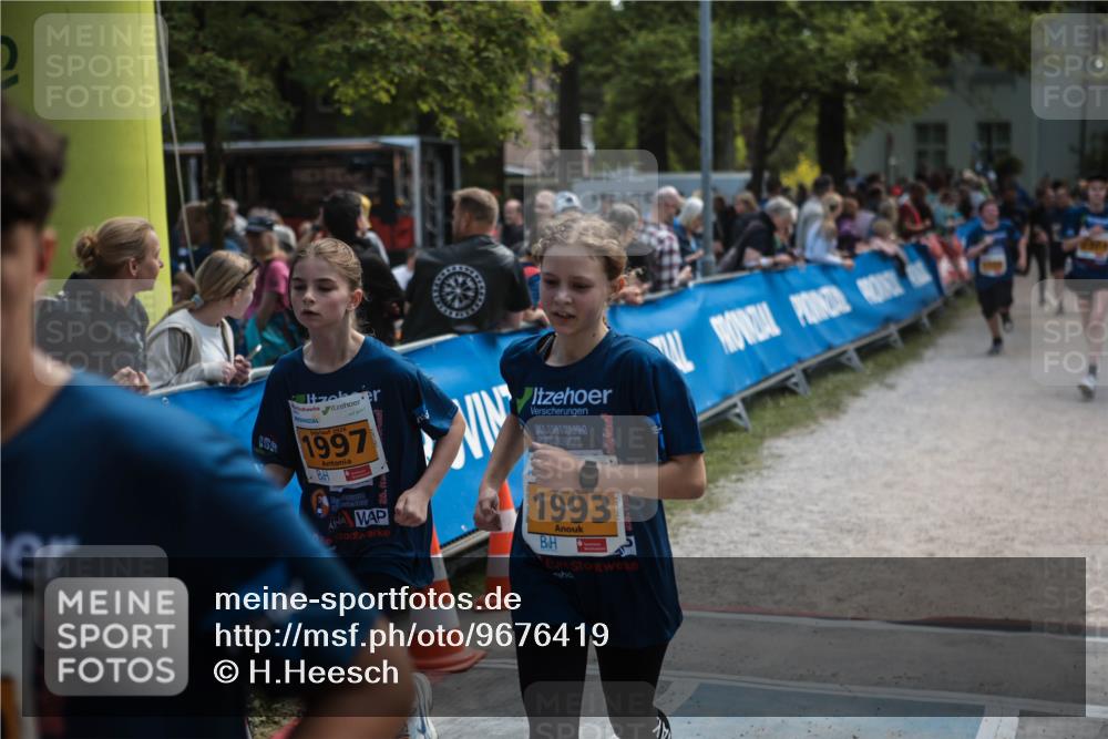 09.05.2026 - Störlauf H.Heesch http://msf.ph/oto/9676419 09.05.2026 15:38:49 Ziel 1997, 1993 meine-sportfotos.de