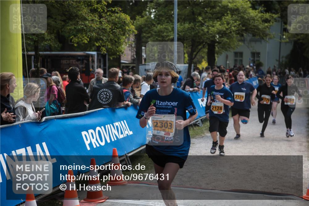 09.05.2026 - Störlauf H.Heesch http://msf.ph/oto/9676431 09.05.2026 15:38:52 Ziel 2129, 179, 80, 2303, 2128 meine-sportfotos.de