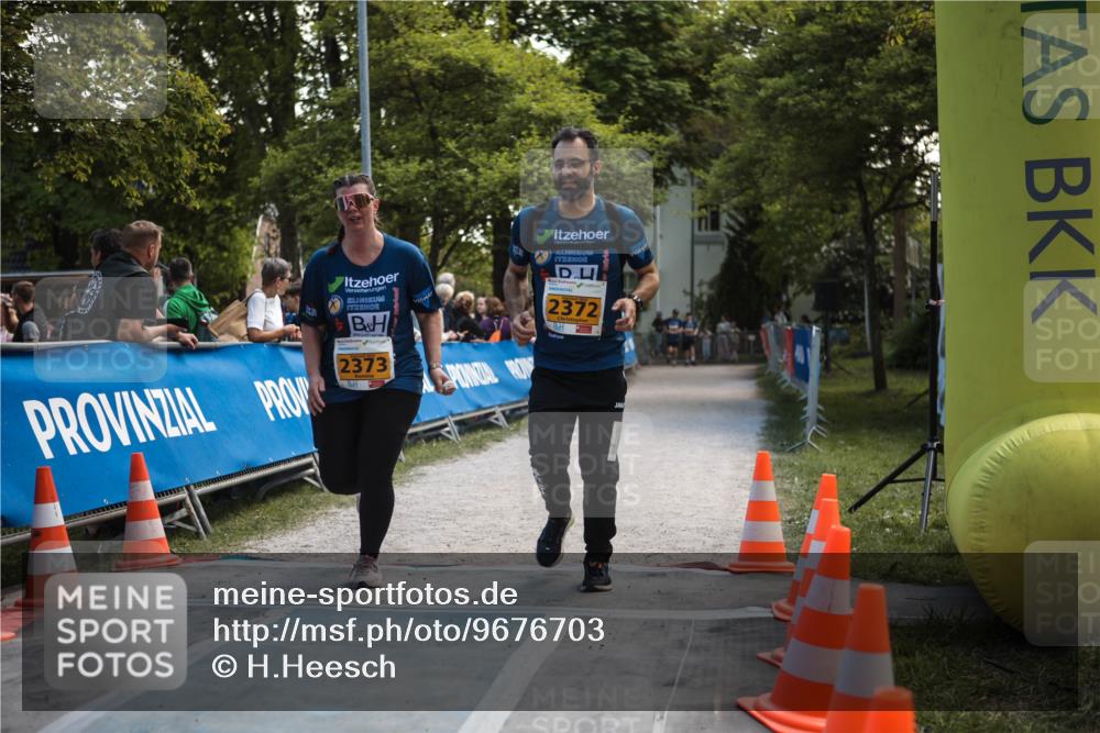 09.05.2026 - Störlauf H.Heesch http://msf.ph/oto/9676703 09.05.2026 15:44:50 Ziel 2372, 2373 meine-sportfotos.de