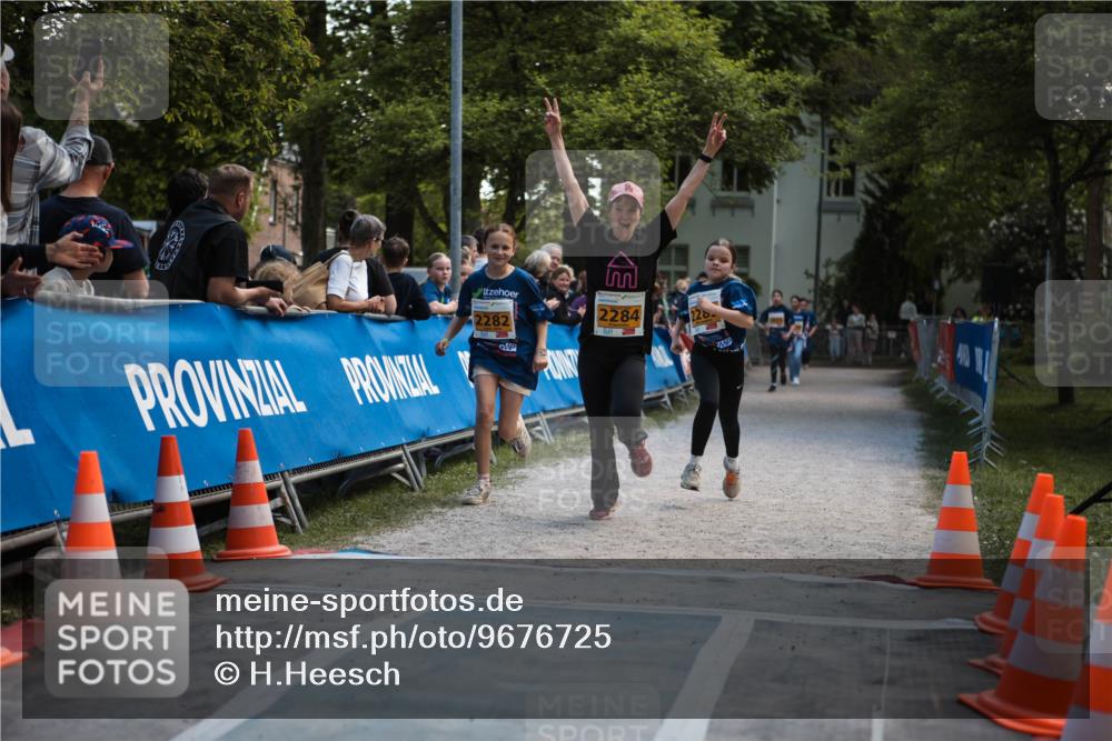 09.05.2026 - Störlauf H.Heesch http://msf.ph/oto/9676725 09.05.2026 15:45:40 Ziel 2282, 2284, 1228 meine-sportfotos.de