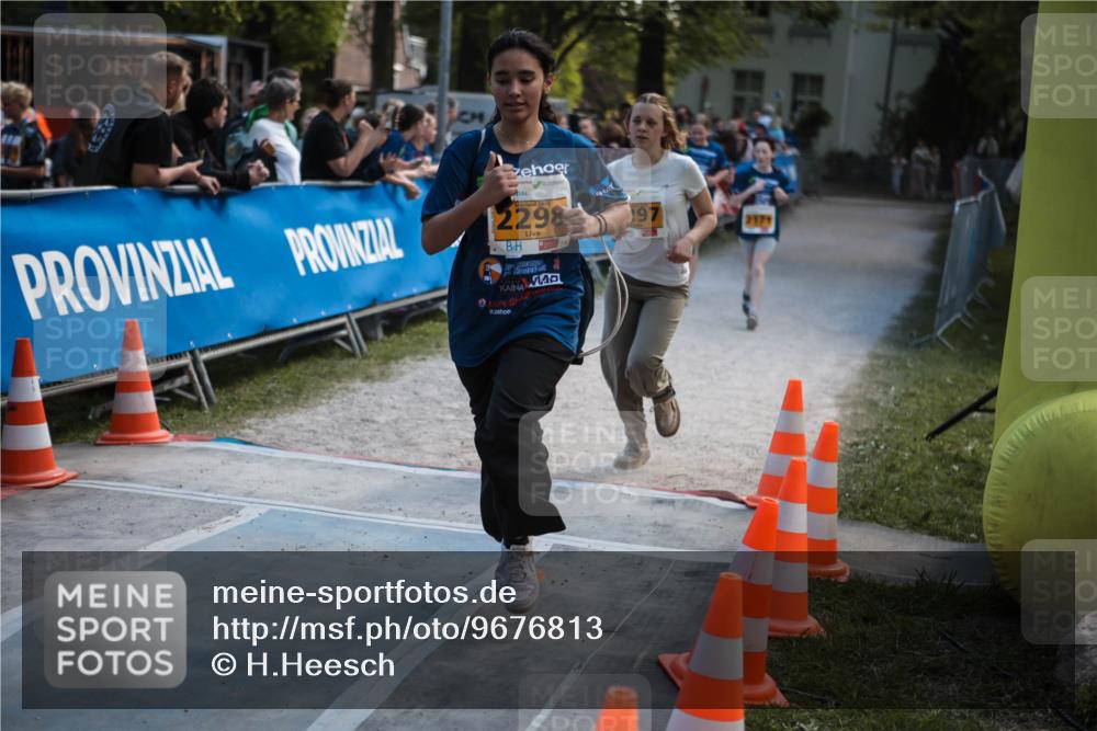 09.05.2026 - Störlauf H.Heesch http://msf.ph/oto/9676813 09.05.2026 15:47:39 Ziel 2298, 97, 2174 meine-sportfotos.de