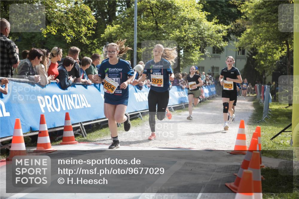 09.05.2026 - Störlauf H.Heesch http://msf.ph/oto/9677029 09.05.2026 15:33:13 Ziel 2004, 2225, 2040, 2067 meine-sportfotos.de
