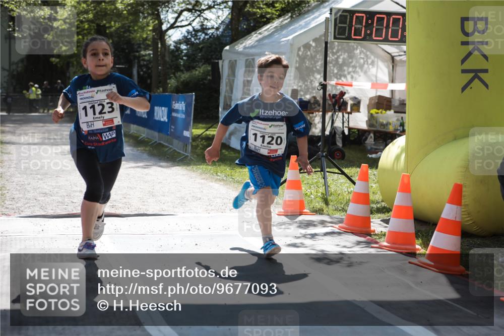 09.05.2026 - Störlauf H.Heesch http://msf.ph/oto/9677093 09.05.2026 14:59:46 Ziel 2026, 1123, 1120, 88, 00 meine-sportfotos.de