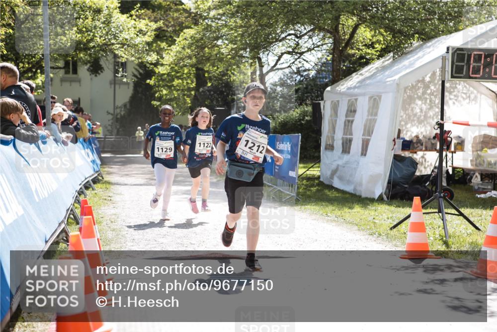 09.05.2026 - Störlauf H.Heesch http://msf.ph/oto/9677150 09.05.2026 15:00:58 Ziel 1129, 1122, 1212, 88 meine-sportfotos.de