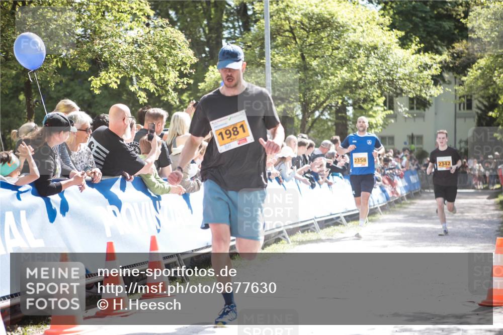 09.05.2026 - Störlauf H.Heesch http://msf.ph/oto/9677630 09.05.2026 15:23:09 Ziel 1981, 2358, 2342 meine-sportfotos.de
