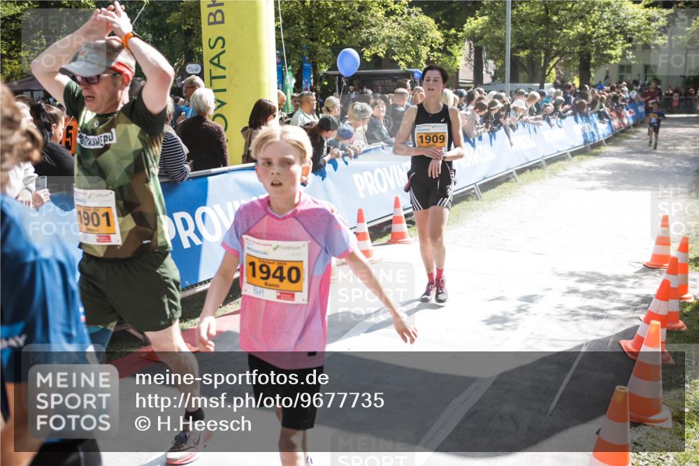 09.05.2026 - Störlauf H.Heesch http://msf.ph/oto/9677735 09.05.2026 15:24:10 Ziel 1901, 1940, 1909 meine-sportfotos.de