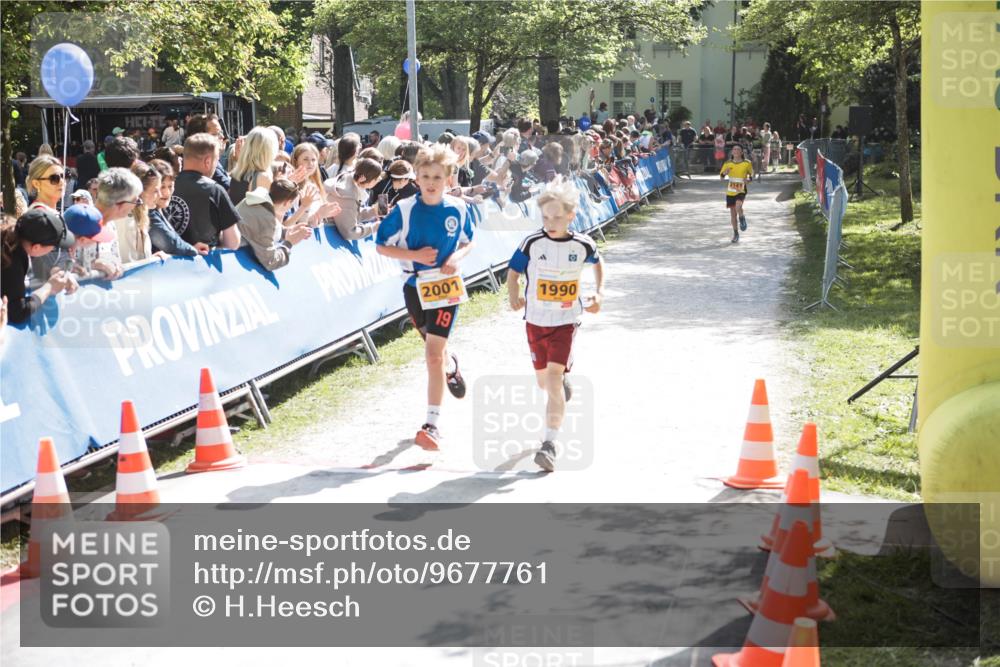 09.05.2026 - Störlauf H.Heesch http://msf.ph/oto/9677761 09.05.2026 15:24:27 Ziel 2001, 1990, 19 meine-sportfotos.de
