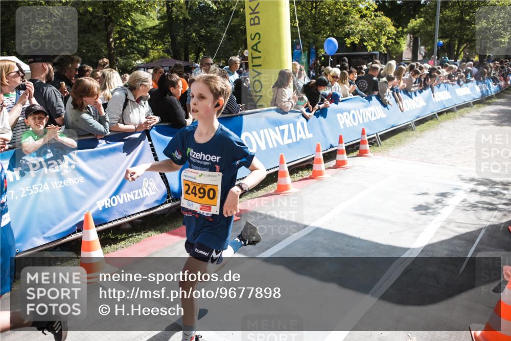 09.05.2026 - Störlauf H.Heesch http://msf.ph/oto/9677898 09.05.2026 15:25:36 Ziel 7, 25524, 2026, 2490 meine-sportfotos.de