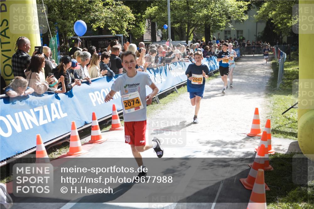 09.05.2026 - Störlauf H.Heesch http://msf.ph/oto/9677988 09.05.2026 15:26:23 Ziel 2074, 2043, 2011 meine-sportfotos.de