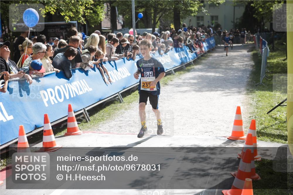09.05.2026 - Störlauf H.Heesch http://msf.ph/oto/9678031 09.05.2026 15:26:36 Ziel 235 meine-sportfotos.de