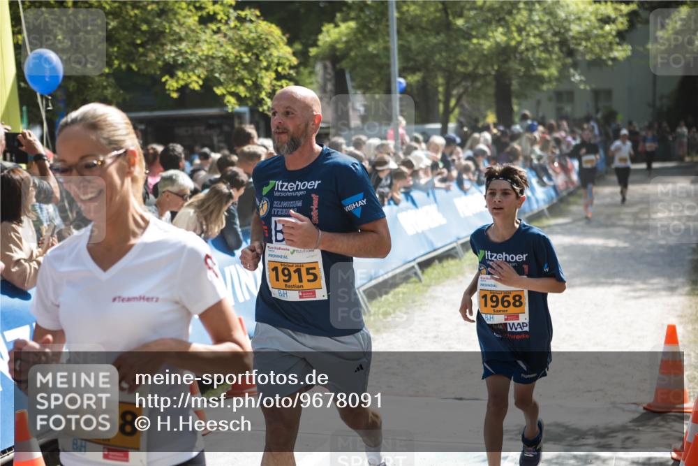 09.05.2026 - Störlauf H.Heesch http://msf.ph/oto/9678091 09.05.2026 15:26:58 Ziel 2026, 1915, 2268, 1968 meine-sportfotos.de