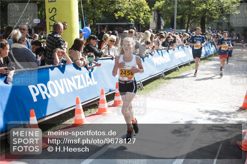 09.05.2026 - Störlauf H.Heesch http://msf.ph/oto/9678127 09.05.2026 15:27:12 Ziel 2456, 1897, 2417 meine-sportfotos.de