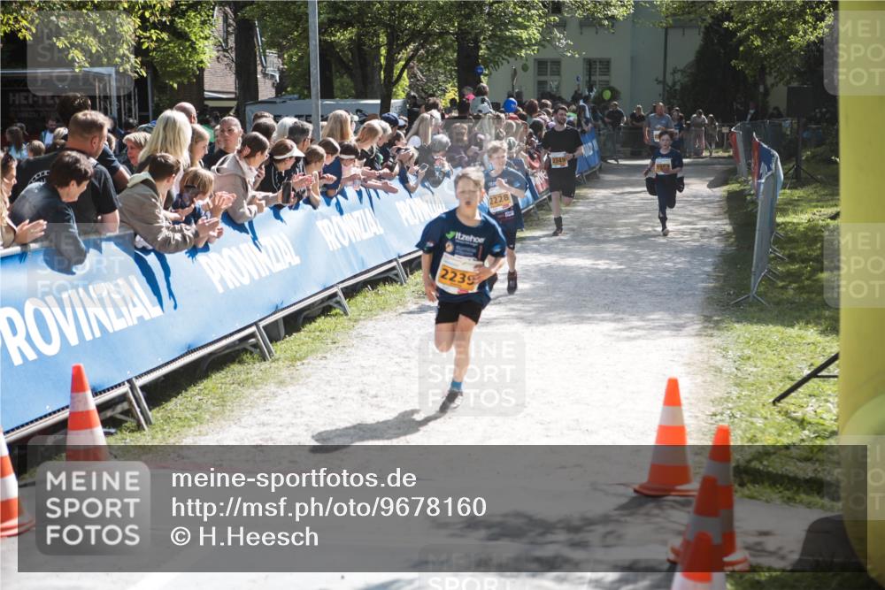 09.05.2026 - Störlauf H.Heesch http://msf.ph/oto/9678160 09.05.2026 15:27:24 Ziel 04821, 95180, 2239, 2228 meine-sportfotos.de