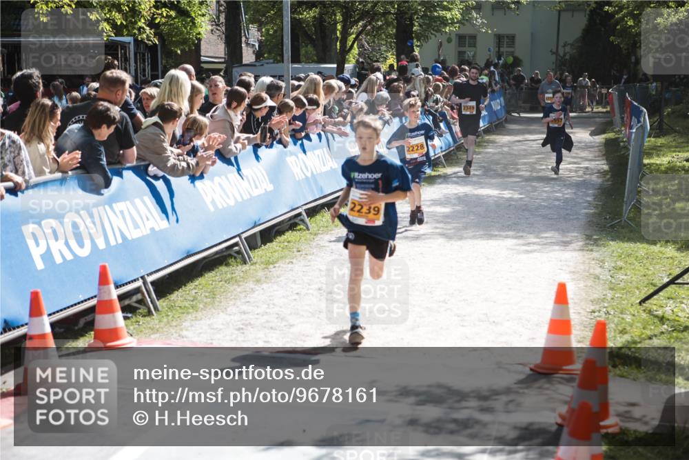 09.05.2026 - Störlauf H.Heesch http://msf.ph/oto/9678161 09.05.2026 15:27:24 Ziel 04821, 95180, 2228, 2239, 2349 meine-sportfotos.de