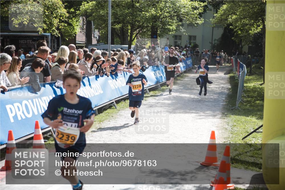 09.05.2026 - Störlauf H.Heesch http://msf.ph/oto/9678163 09.05.2026 15:27:25 Ziel 04821, 95180, 2239, 2228, 234, 1957 meine-sportfotos.de