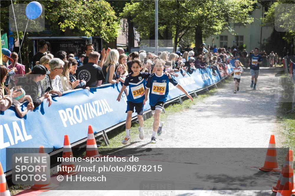 09.05.2026 - Störlauf H.Heesch http://msf.ph/oto/9678215 09.05.2026 15:27:46 Ziel 2366, 2365, 2189 meine-sportfotos.de