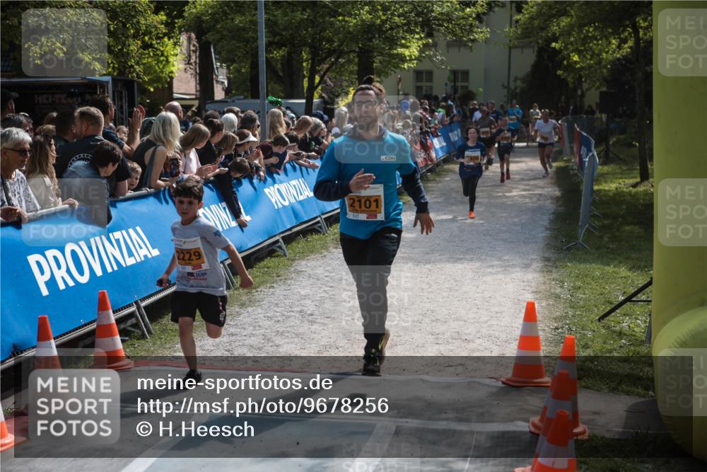 09.05.2026 - Störlauf H.Heesch http://msf.ph/oto/9678256 09.05.2026 15:28:06 Ziel 2229, 2101, 400 meine-sportfotos.de
