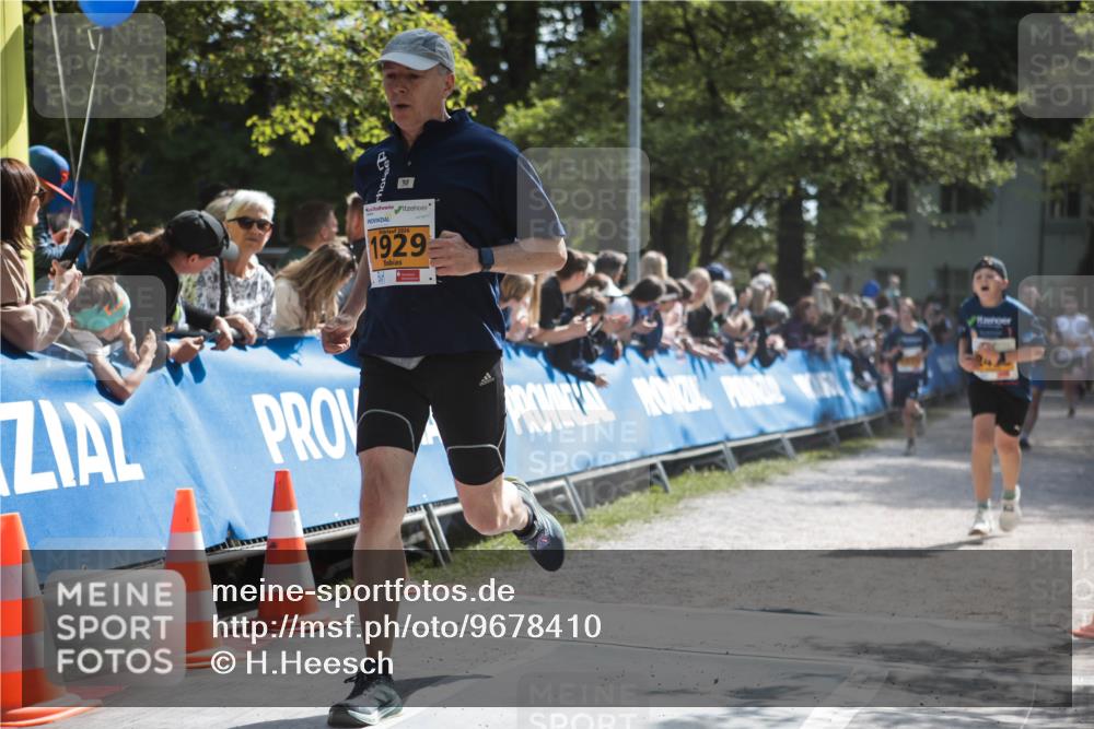 09.05.2026 - Störlauf H.Heesch http://msf.ph/oto/9678410 09.05.2026 15:28:55 Ziel 1929 meine-sportfotos.de