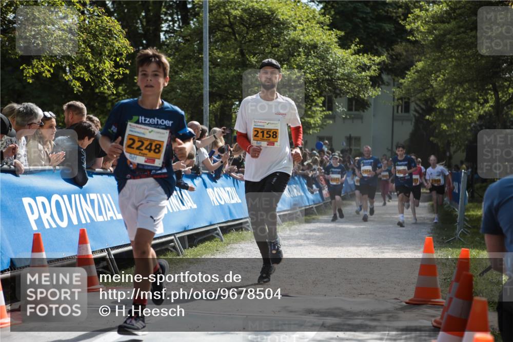 09.05.2026 - Störlauf H.Heesch http://msf.ph/oto/9678504 09.05.2026 15:29:31 Ziel 2248, 2158, 2465, 2464 meine-sportfotos.de
