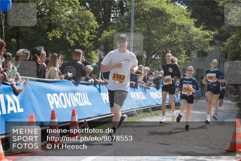 09.05.2026 - Störlauf H.Heesch http://msf.ph/oto/9678553 09.05.2026 15:29:49 Ziel 2162, 1888, 1942, 208 meine-sportfotos.de