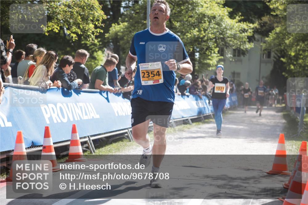 09.05.2026 - Störlauf H.Heesch http://msf.ph/oto/9678708 09.05.2026 15:30:33 Ziel 2026, 2354, 1931 meine-sportfotos.de