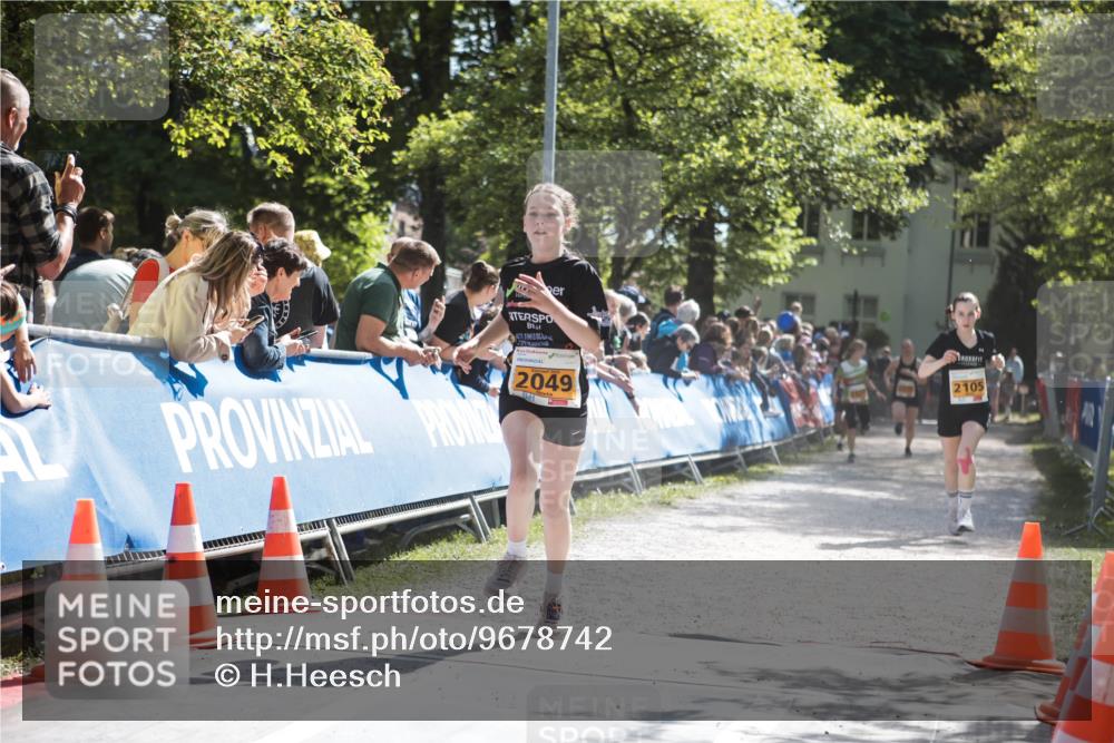 09.05.2026 - Störlauf H.Heesch http://msf.ph/oto/9678742 09.05.2026 15:30:43 Ziel 2, 2049, 2105 meine-sportfotos.de