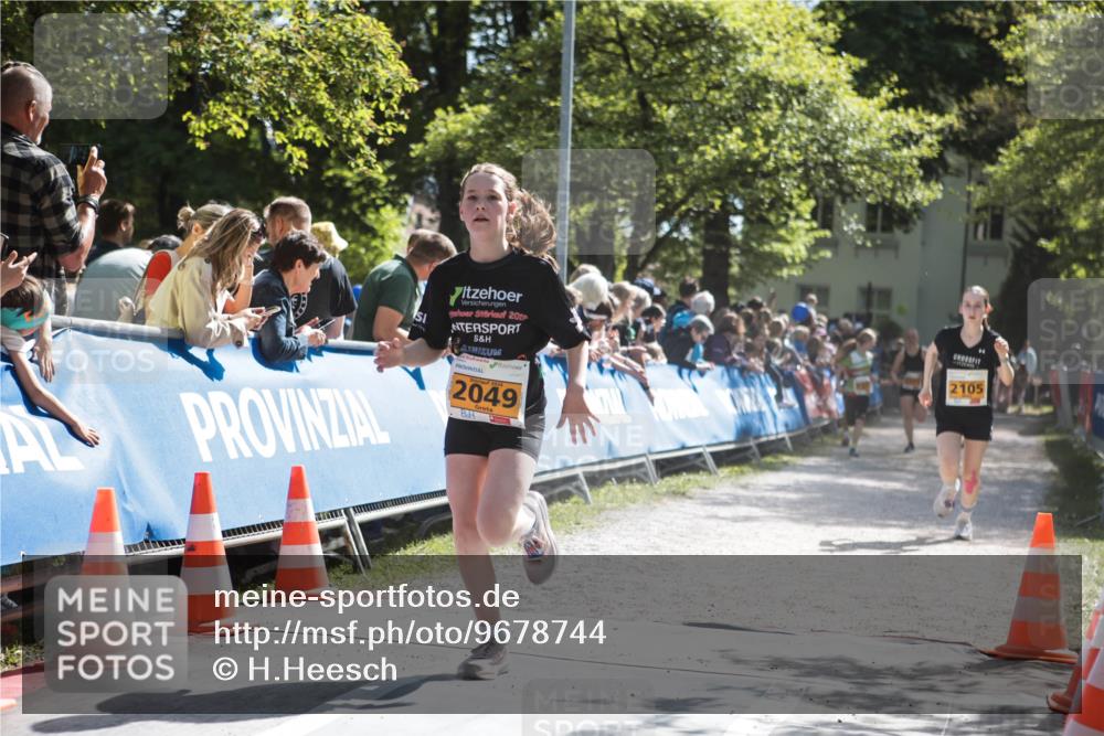 09.05.2026 - Störlauf H.Heesch http://msf.ph/oto/9678744 09.05.2026 15:30:43 Ziel 20, 2049, 2105 meine-sportfotos.de