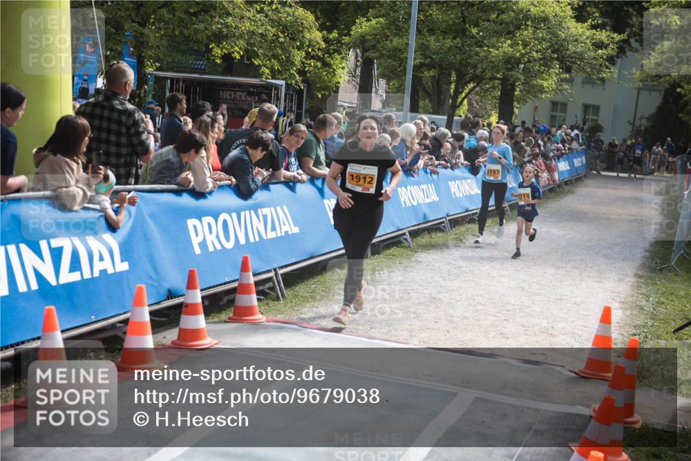09.05.2026 - Störlauf H.Heesch http://msf.ph/oto/9679038 09.05.2026 15:32:59 Ziel 821, 95180, 1912, 2197, 2213 meine-sportfotos.de