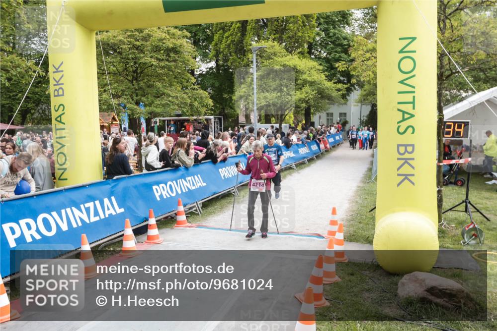09.05.2026 - Störlauf H.Heesch http://msf.ph/oto/9681024 09.05.2026 18:24:31 Ziel 4214 meine-sportfotos.de