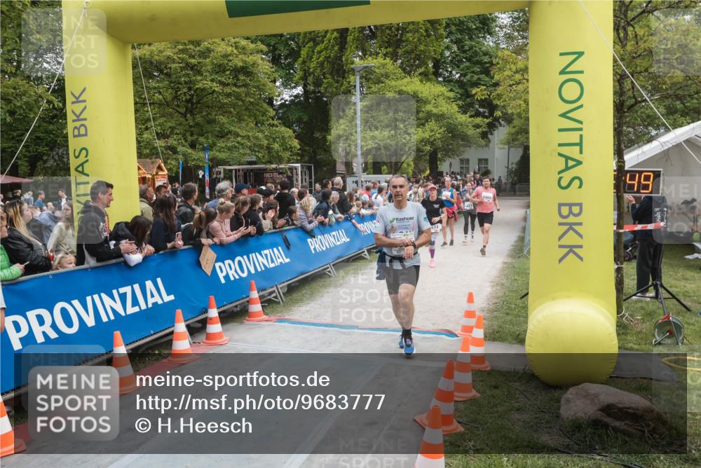 09.05.2026 - Störlauf H.Heesch http://msf.ph/oto/9683777 09.05.2026 18:52:45 Ziel 633, 4402, 99 meine-sportfotos.de