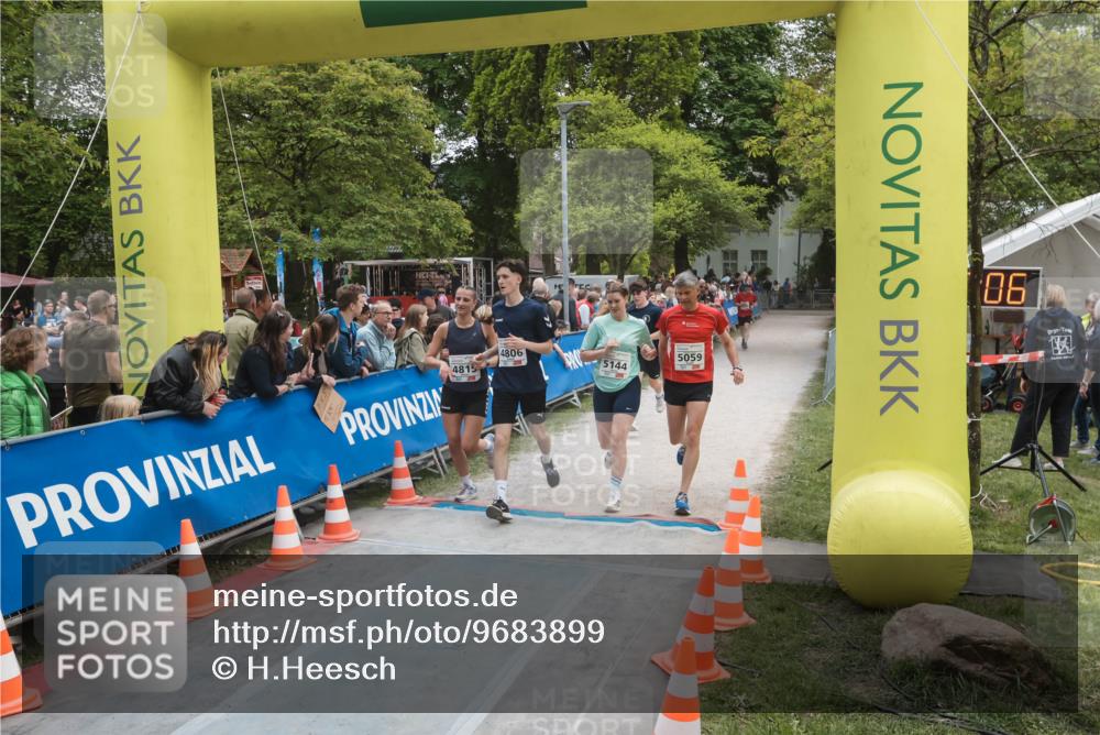 09.05.2026 - Störlauf H.Heesch http://msf.ph/oto/9683899 09.05.2026 18:57:02 Ziel 4815, 5144, 5059, 06 meine-sportfotos.de