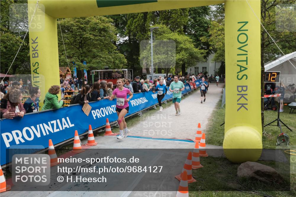 09.05.2026 - Störlauf H.Heesch http://msf.ph/oto/9684127 09.05.2026 19:07:09 Ziel 82 meine-sportfotos.de