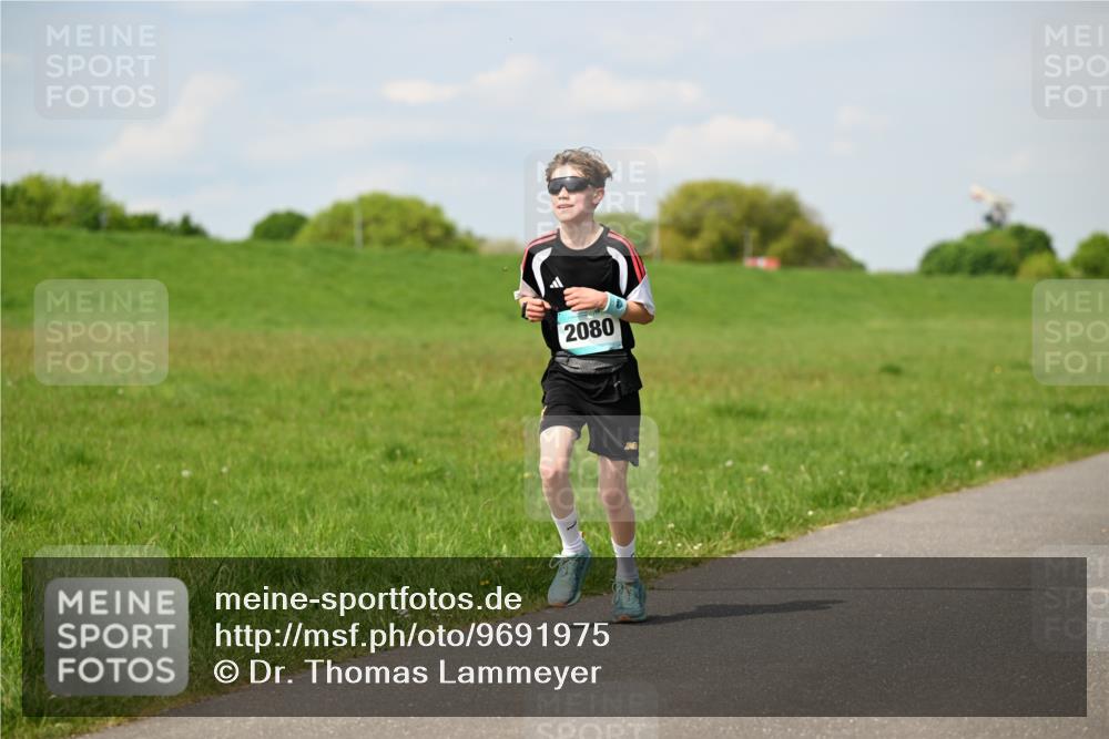 10.05.2026 - 8. Wedeler Halbmarathon Dr. Thomas Lammeyer http://msf.ph/oto/9691975 10.05.2026 11:14:41 Laufen 2080 meine-sportfotos.de