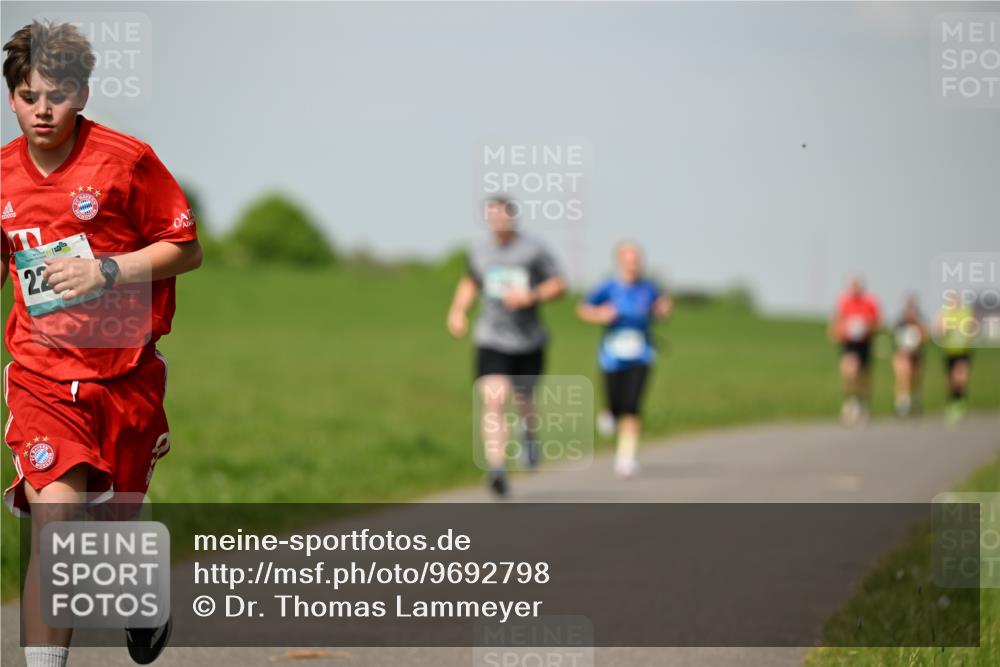 10.05.2026 - 8. Wedeler Halbmarathon Dr. Thomas Lammeyer http://msf.ph/oto/9692798 10.05.2026 11:16:26 Laufen  meine-sportfotos.de
