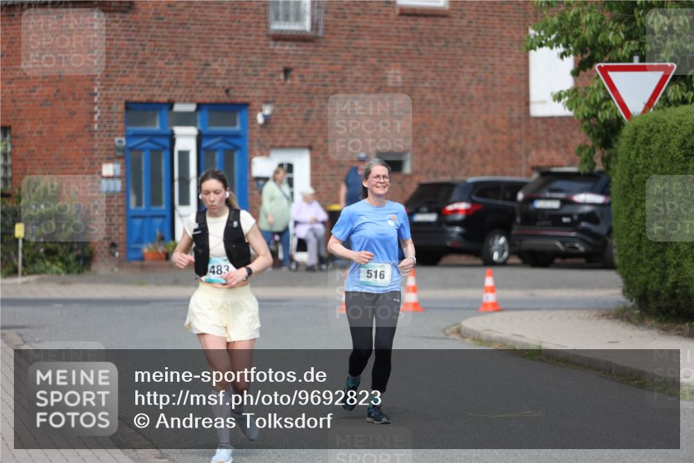 10.05.2026 - 8. Wedeler Halbmarathon Andreas Tolksdorf http://msf.ph/oto/9692823 10.05.2026 10:17:12 Laufen 483, 516 meine-sportfotos.de