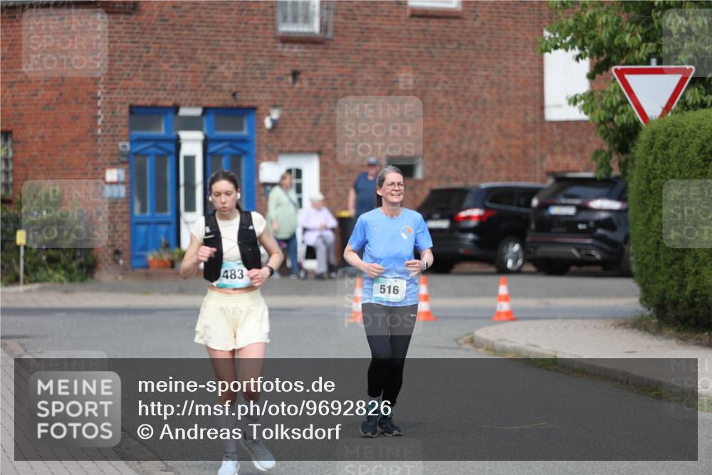 10.05.2026 - 8. Wedeler Halbmarathon Andreas Tolksdorf http://msf.ph/oto/9692826 10.05.2026 10:17:12 Laufen 483, 516 meine-sportfotos.de