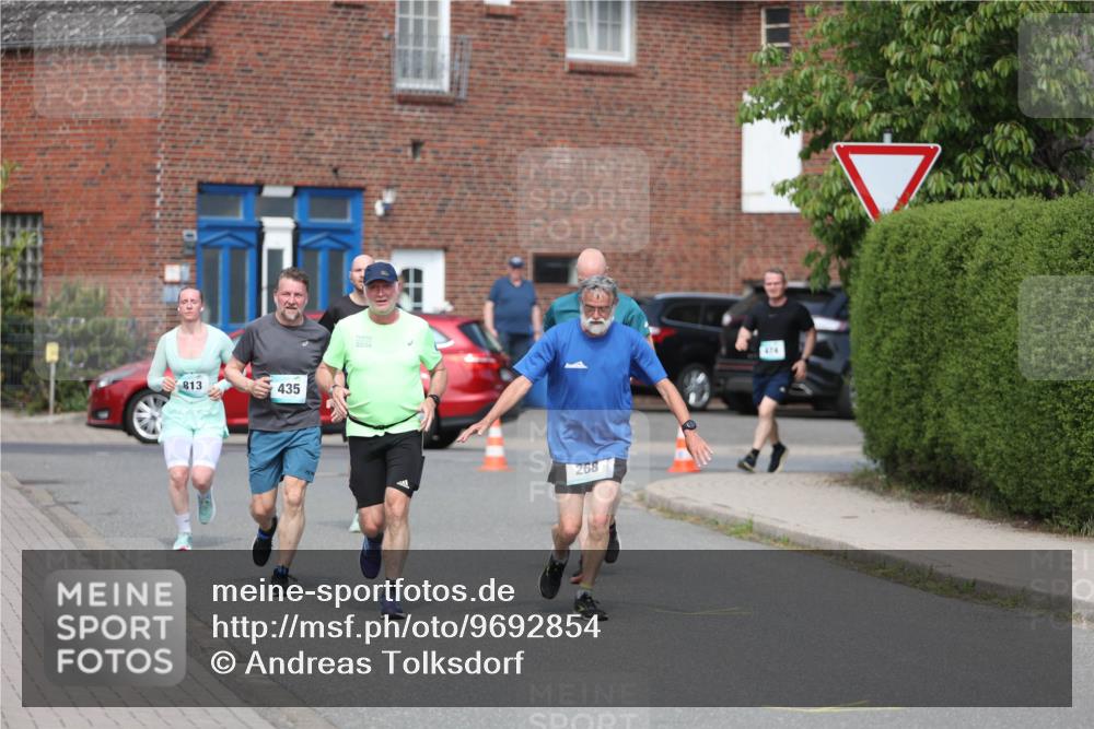 10.05.2026 - 8. Wedeler Halbmarathon Andreas Tolksdorf http://msf.ph/oto/9692854 10.05.2026 10:17:26 Laufen 813, 435, 2026, 268 meine-sportfotos.de