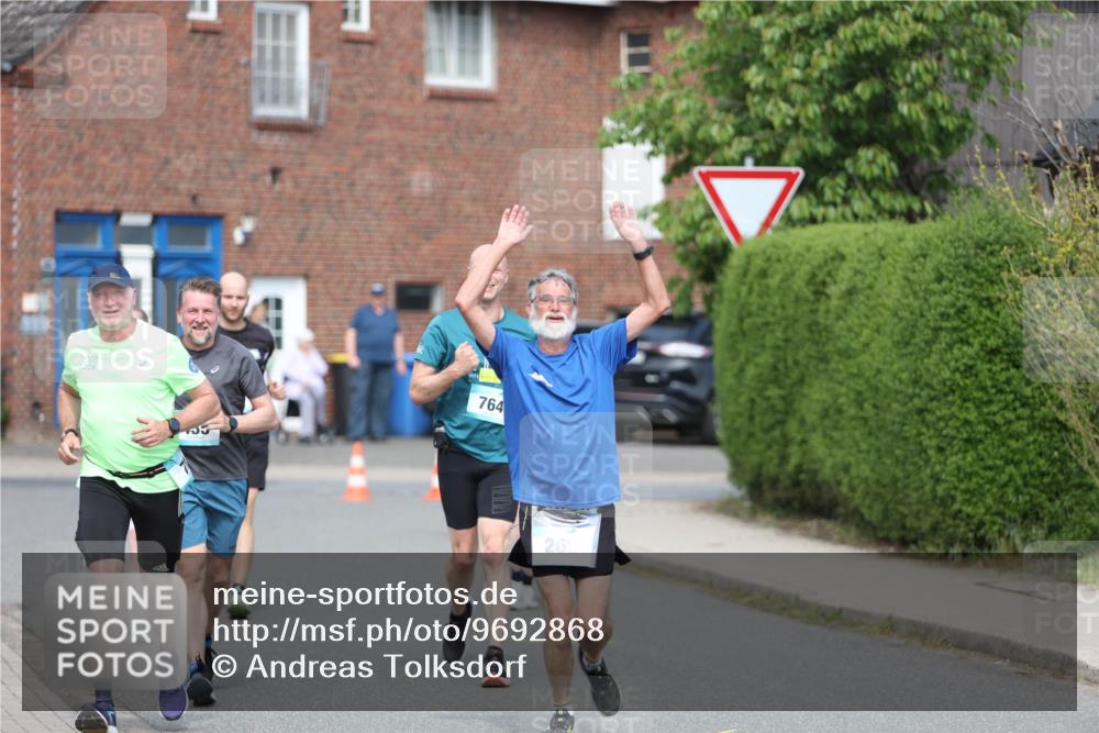 10.05.2026 - 8. Wedeler Halbmarathon Andreas Tolksdorf http://msf.ph/oto/9692868 10.05.2026 10:17:28 Laufen 2026, 764, 262 meine-sportfotos.de