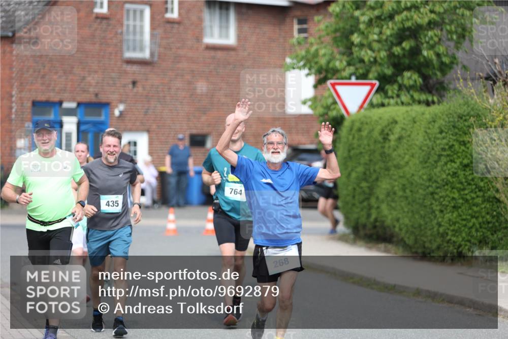 10.05.2026 - 8. Wedeler Halbmarathon Andreas Tolksdorf http://msf.ph/oto/9692879 10.05.2026 10:17:28 Laufen 2026, 435, 764, 268 meine-sportfotos.de