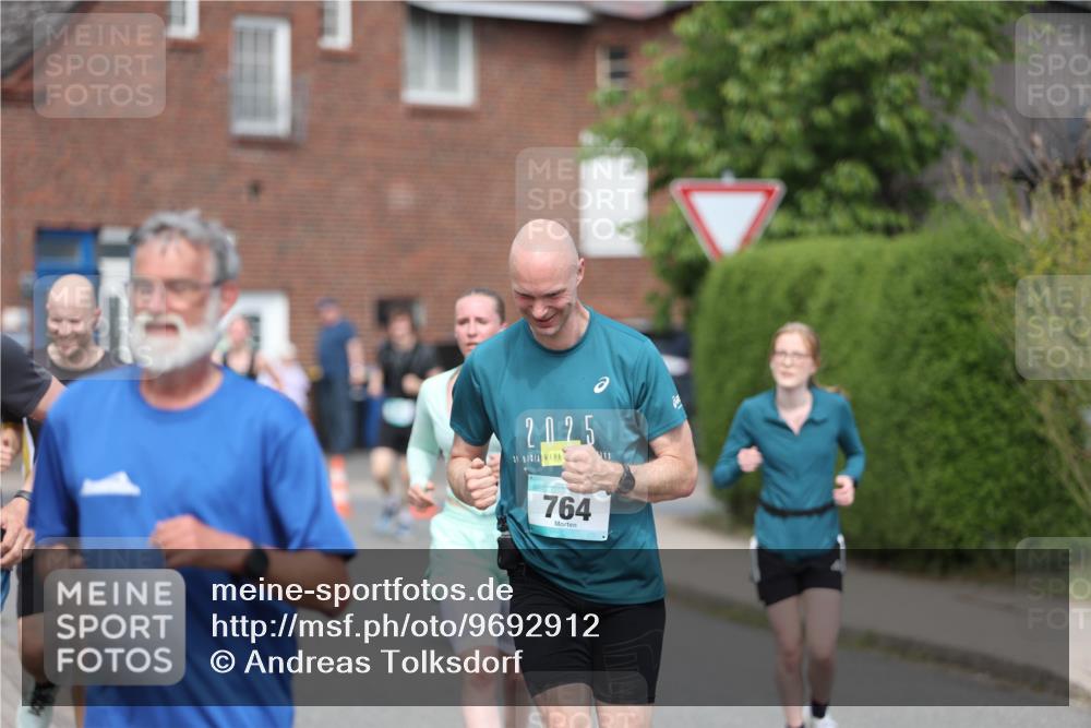 10.05.2026 - 8. Wedeler Halbmarathon Andreas Tolksdorf http://msf.ph/oto/9692912 10.05.2026 10:17:31 Laufen 2025, 764 meine-sportfotos.de