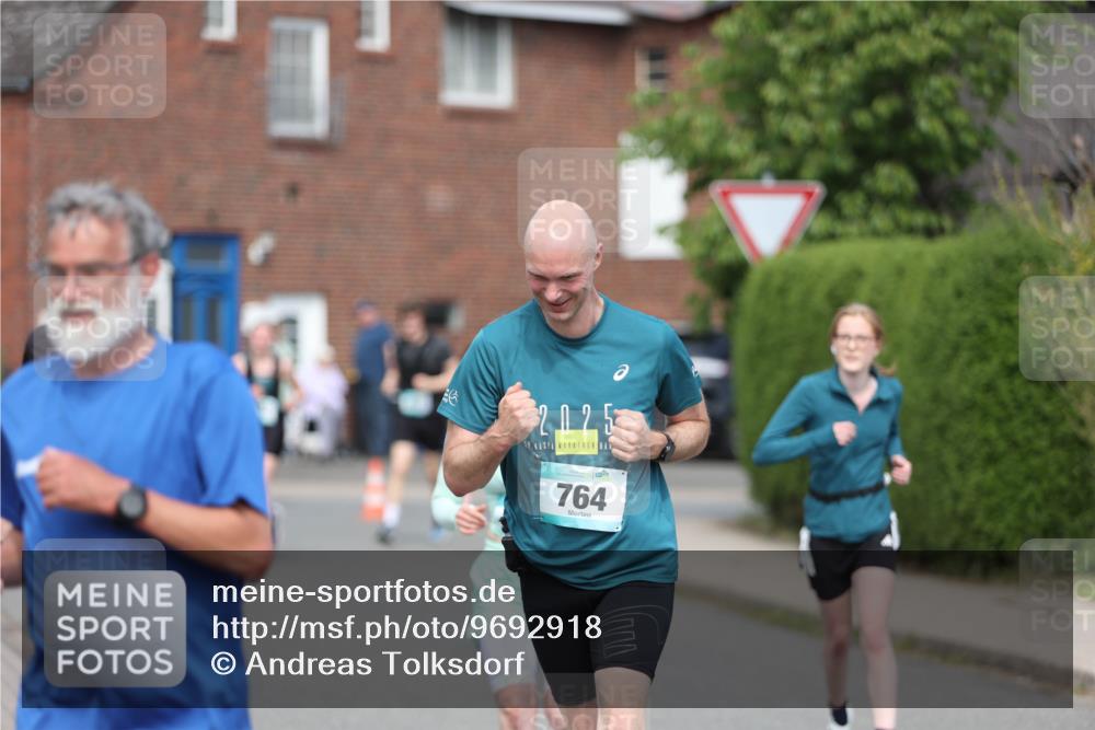 10.05.2026 - 8. Wedeler Halbmarathon Andreas Tolksdorf http://msf.ph/oto/9692918 10.05.2026 10:17:31 Laufen 2025, 19, 764 meine-sportfotos.de