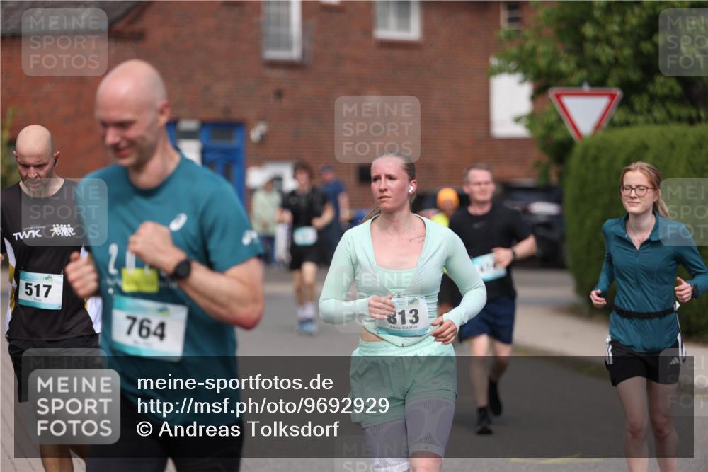 10.05.2026 - 8. Wedeler Halbmarathon Andreas Tolksdorf http://msf.ph/oto/9692929 10.05.2026 10:17:32 Laufen 517, 764, 813 meine-sportfotos.de