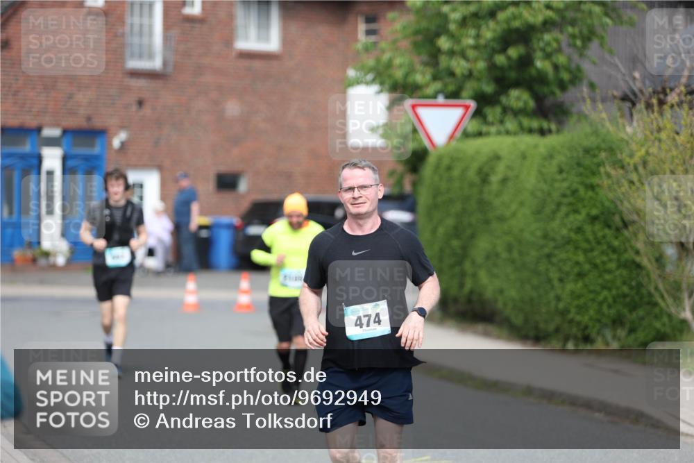 10.05.2026 - 8. Wedeler Halbmarathon Andreas Tolksdorf http://msf.ph/oto/9692949 10.05.2026 10:17:35 Laufen 474 meine-sportfotos.de