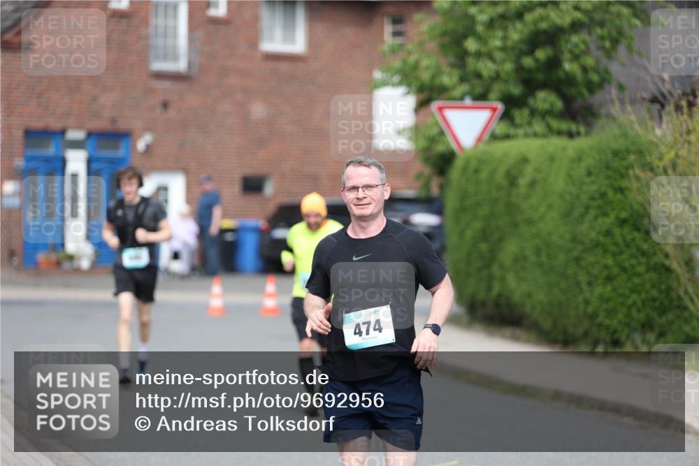 10.05.2026 - 8. Wedeler Halbmarathon Andreas Tolksdorf http://msf.ph/oto/9692956 10.05.2026 10:17:35 Laufen 20, 474 meine-sportfotos.de